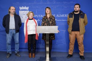 La diputada Ángeles Martínez ha presentado la prueba.