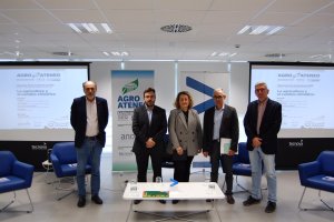 Los participantes en la cuarta edición de ‘Agroateneo’.