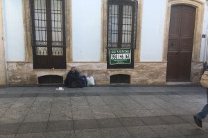 La Casa Azul fue construida alrededor del año 1911 por un profesor de la Escuela de Artes.
