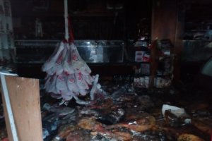 Interior del local tras el incendio de esta madrugada.