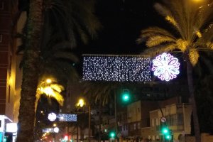 Iluminación de la Avenida Cabo de Gata.