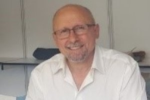 El médico almeriense Manuel Gálvez es reconocido por su escritura en Iberoamérica y El Caribe.