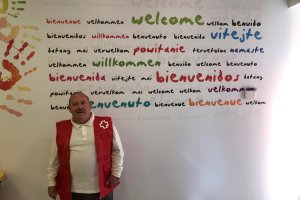 Juan Moreno realiza labores de voluntariado en diferentes instalaciones de Cruz Roja como en el Centro de Atención Social de Almería.