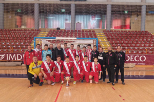 Los almerienses con su medalla de plata.