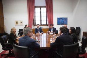 Participantes en la negociación PP-Cs.