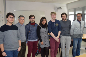 Participantes en la conferencia