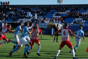 Una jugada del partido.