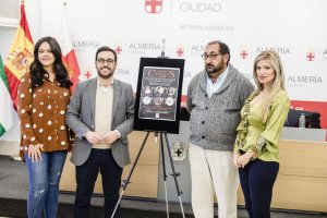 Presentación de la Noche de las Candelas, ayer en la Plaza Vieja.