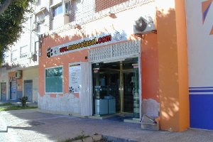 La tienda física de Mascotasol se encuentra en la Avenida del Mediterráneo, 99. 
