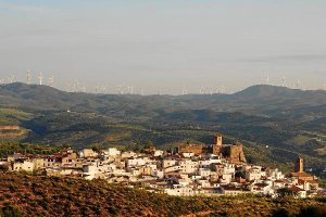 Serón, con la sierra al fondo