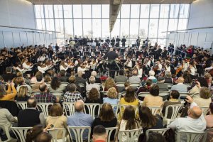 Los más de 500 asistentes han podido asistir al concierto de Navidad.