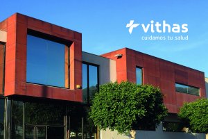 El nuevo vithas salud Centro Médico Integral El Ejido, ubicado en la rotonda de acceso sur a la localidad.