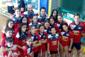 Los nadadores abderitanos en Motril.