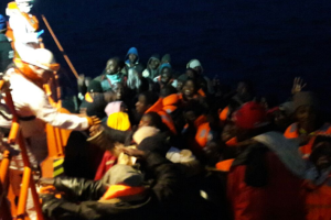 Uno de los rescates realizados por Salvamento Marítimo de noche.