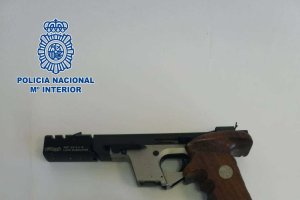 Pistola del calibre 6.35 mm, un arma comercializada para el tiro de competición.