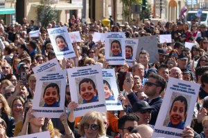 Manifestación durante la búsqueda de Gabriel Cruz.