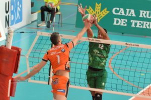 Una jugada del partido.