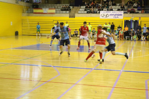 El líder sigue sumando victorias.