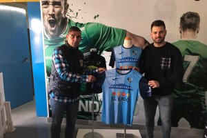 Elian refuerza el plantel de fútbol sala.