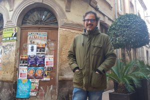 Locofrade es el alter ego de José Ramón Suárez en las redes sociales.