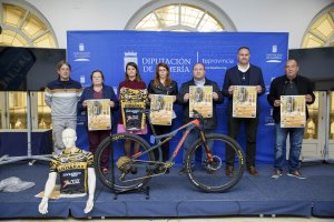 Presentación de la carrera en la Diputación.