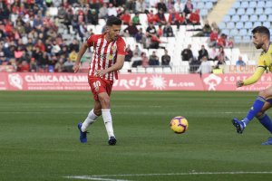 Juan Carlos en su última actuación con el Almería frente al Cádiz.
