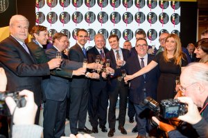 Brindis por la Capitalidad de Almería.