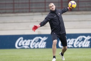 Rubén Martínez entrenando con Osasuna.