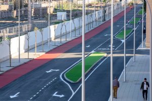 La Carretera de Sierra Alhamilla cuenta desde su transformación con carril bici.