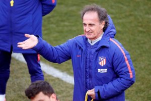 El Profe Ortega en un entrenamiento.