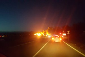 La zona del incendio, vista desde la carretera.