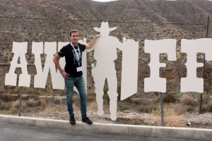 Viruega deja el AWFF.