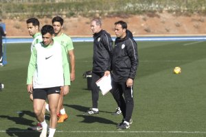 Fran Fernández en el entrenamiento rojiblanco.