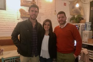 Los tres ganadores de este concurso del Colegio de Médicos, Miguel Molina, Desirée Agudo y Jonathan Angulo. Foto: Fernando Cuadrado