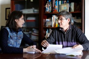 Manuel Cortés y la concejala de la Edusi, Carmen Belén López.