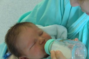 En España se han retirado las fórmulas infantiles pero no se ha detectado ningún caso.