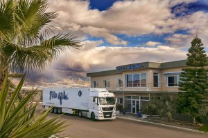 Instalaciones  de Frío Ejido, en la Avenida de Almerimar de El Ejido.