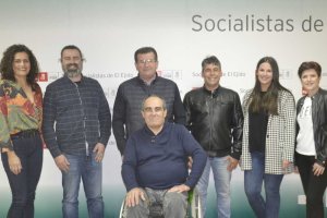 Foto de familia del nuevo equipo del PSOE.