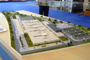 Maqueta del futuro hospital que se construirá en Roquetas de Mar.