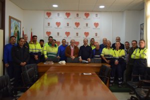 Entrega de los carnets en el Ayuntamiento.