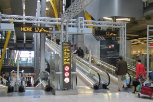 El lenguaje inclusivo llegará a los aeropuertos.