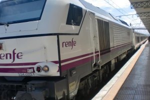 Los trenes a Sevilla acumularon en 2018 más retrasos que en años anteriores.