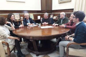 Reunión del subdelegado de Gobierno y los vecinos del Casco Histórico.