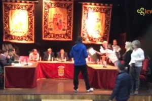 Captura de la emisión del polémico Pleno de 2018.