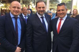 Ábalos, Antonio Martínez e Indalecio Gutiérrez. Secretarios de organización, Federal, provincial y capital.