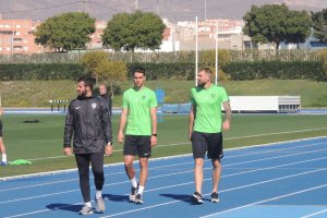 Juan Ibiza y Saveljich no entrenaron por precaución.