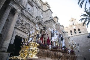 Esta imagen no se repetirá en 2019: Coronación se queda en Los Molinos este año.