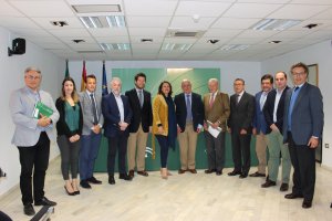 La consejera en su reunión con Feragua.