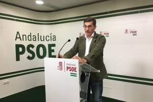 Sánchez Teruel en la sede del PSOE Almería.
