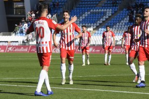 Siguen viéndose muchas butacas vacías de abonados en el Mediterráneo.